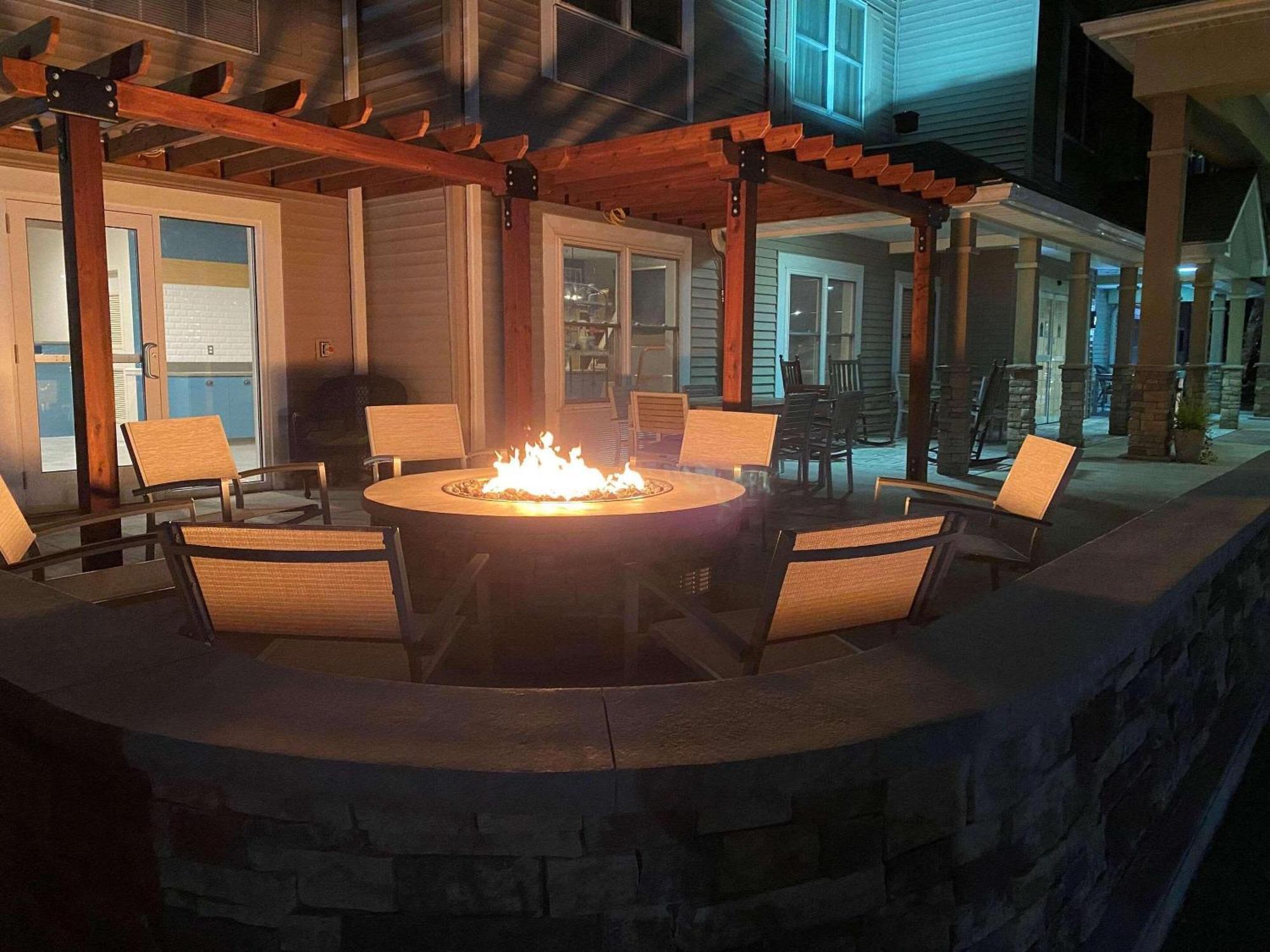 Country Inn & Suites By Radisson, Lehighton-Jim Thorpe, Pa Eksteriør bilde